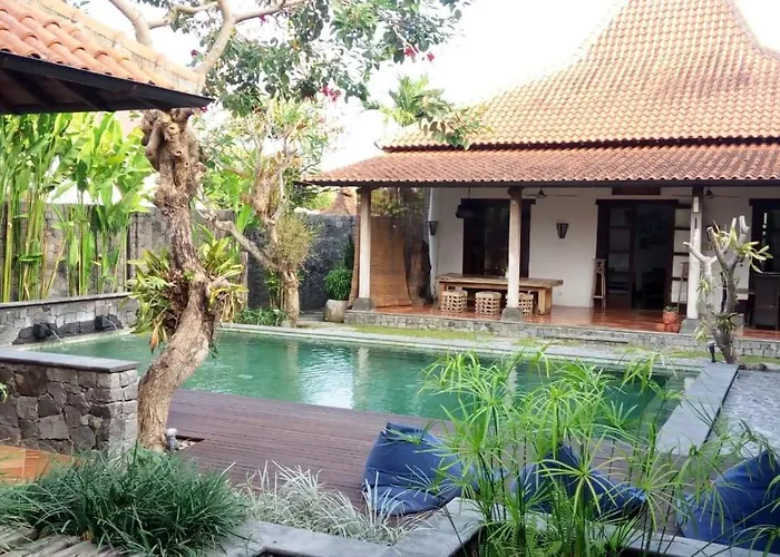 Villa Aquin Surakarta 